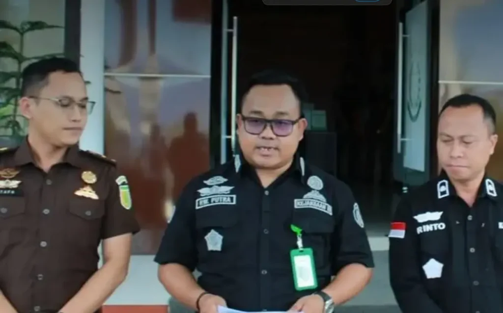 Kejari Donggala Tetapkan 2 Tersangka Korupsi PDAM Uwe Lino