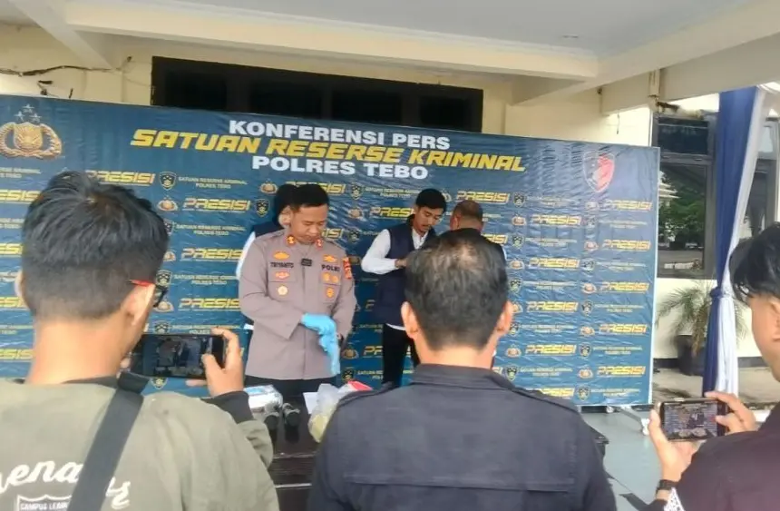 Polisi Tetapkan Pengasuh Ponpes Tebo Tersangka Cabuli 7 Santri
