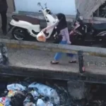 Video viral memperlihatkan tumpukan sampah Kali Gendong