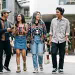 Wastra Nusantara Jadi Gaya Harian Gen Z, Tak Lagi Kaku dan Formal