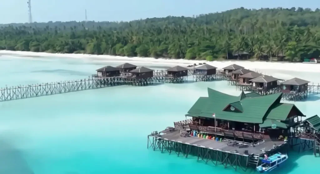 Jadi Destinasi Selam Dunia, Maratua Kini Sasar Turis Malaysia & Singapura