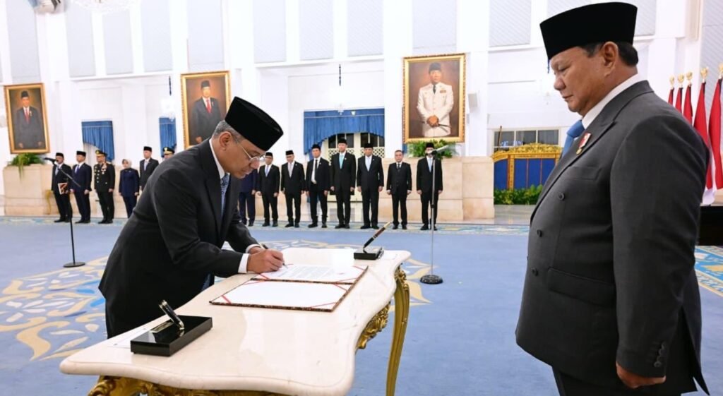 Prabowo Lantik Suahasil Nazara Jadi Menkeu, Defisit APBN Dijaga di Bawah 3 Persen