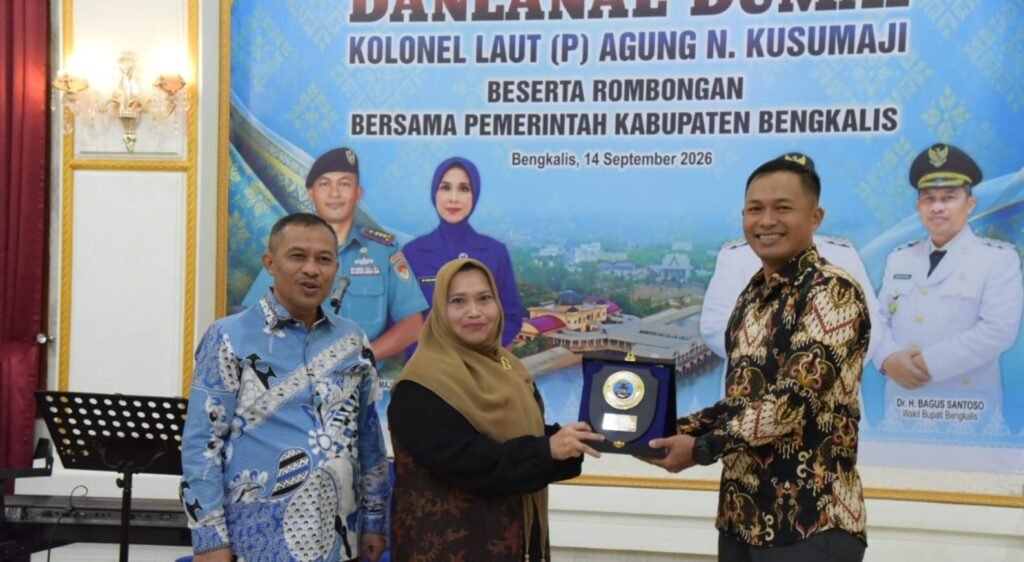 Pemkab Bengkalis dan Lanal Dumai Perkuat Sinergi Maritim di Selat Malaka