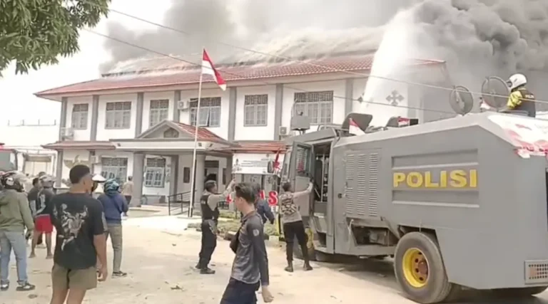 Kebakaran Lapas Merauke Usai Pemeriksaan HP, Polisi Telusuri Dugaan Pembakaran